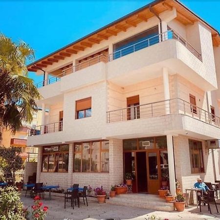 Elma Guest House Përmet Dış mekan fotoğraf